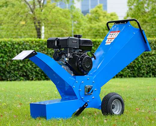 bilateral discharge wood chipper