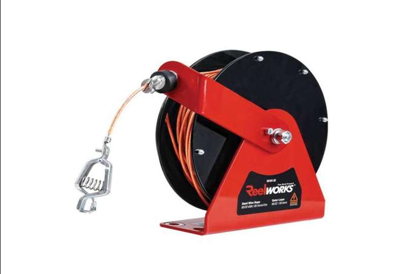 retractablegroundingwirereelkeyapplicationsandindustryuse.jpg